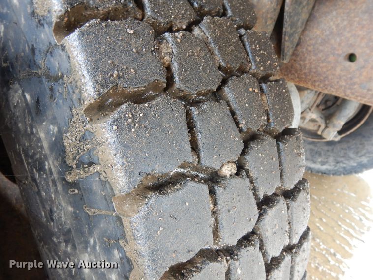 image for item KU9274 2004 Sterling LT9500  dump truck