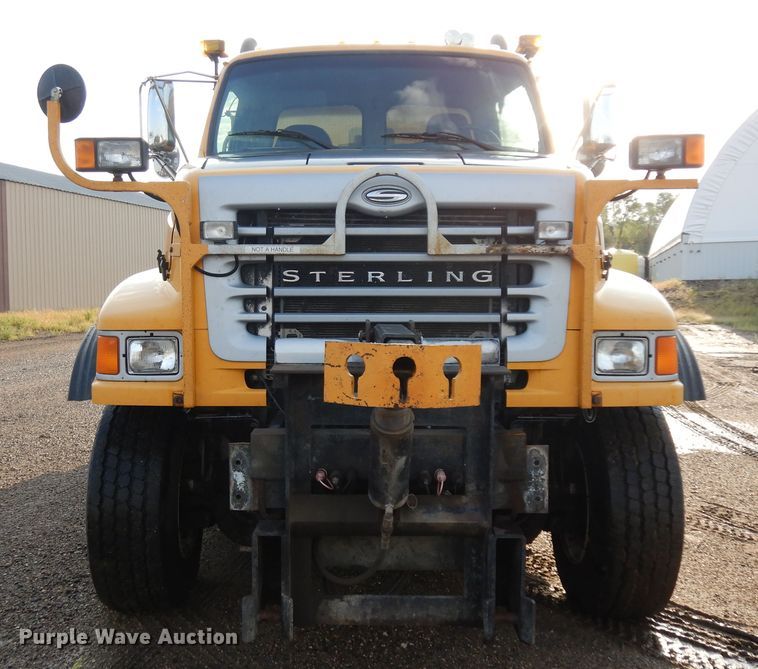 image for item KU9275 2004 Sterling LT9500  dump truck