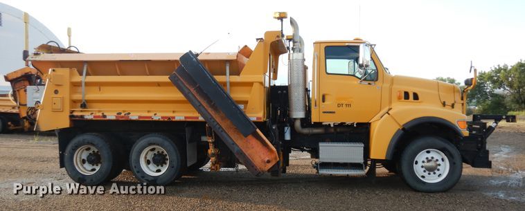 image for item KU9275 2004 Sterling LT9500  dump truck