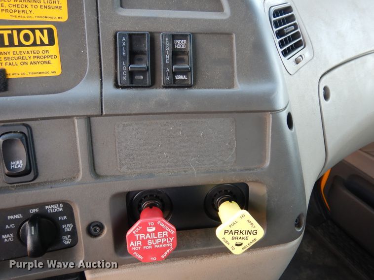 image for item KU9275 2004 Sterling LT9500  dump truck