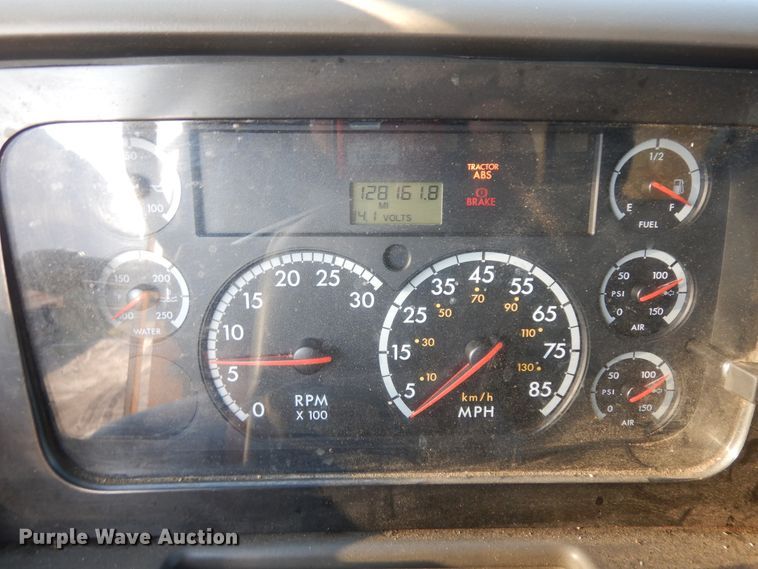 image for item KU9275 2004 Sterling LT9500  dump truck