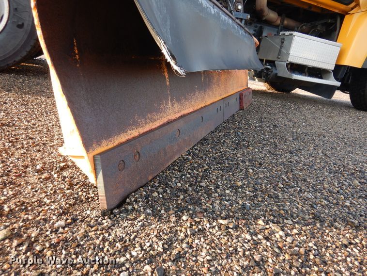 image for item KU9275 2004 Sterling LT9500  dump truck