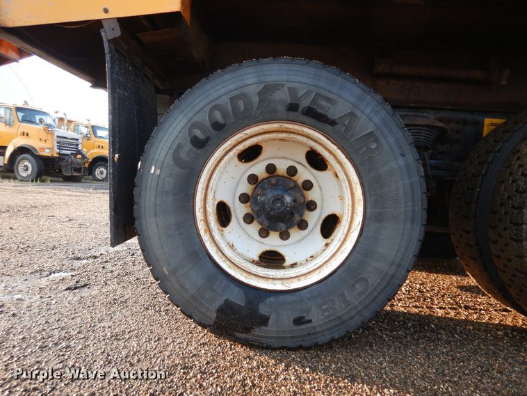 image for item KU9275 2004 Sterling LT9500  dump truck