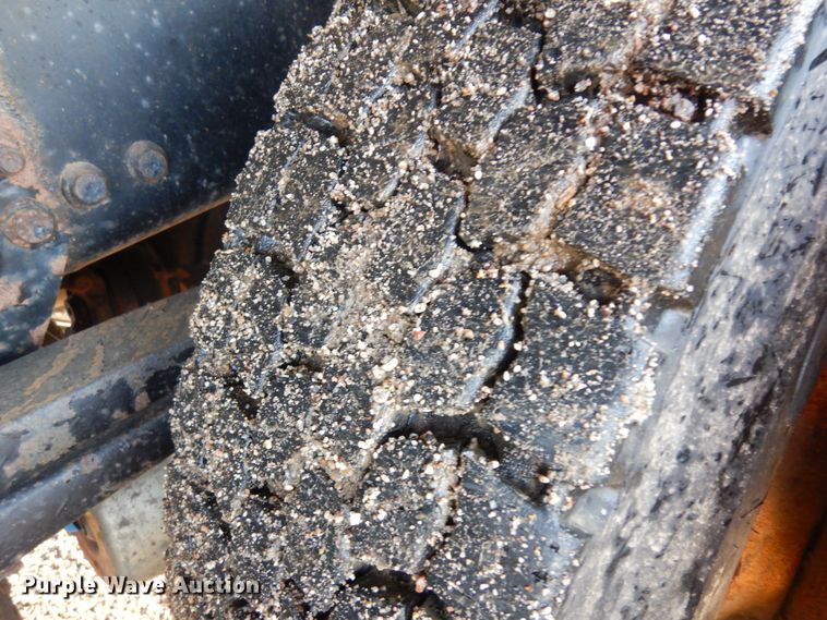 image for item KU9275 2004 Sterling LT9500  dump truck