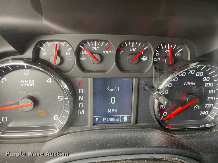 image for item KU9276 2015 Chevrolet Suburban LS  SUV