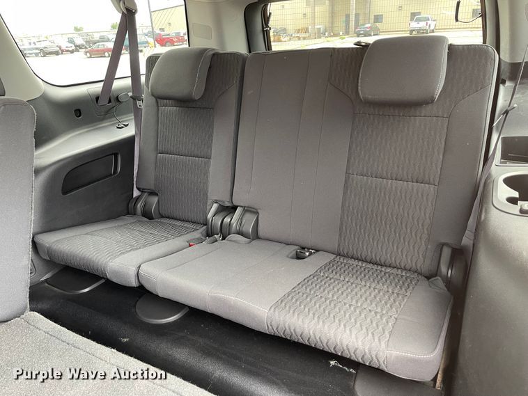 image for item KU9276 2015 Chevrolet Suburban LS  SUV