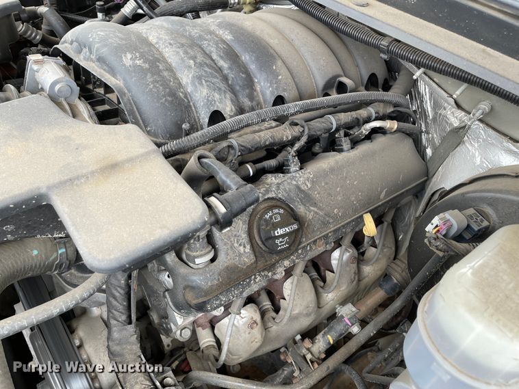 image for item KU9276 2015 Chevrolet Suburban LS  SUV