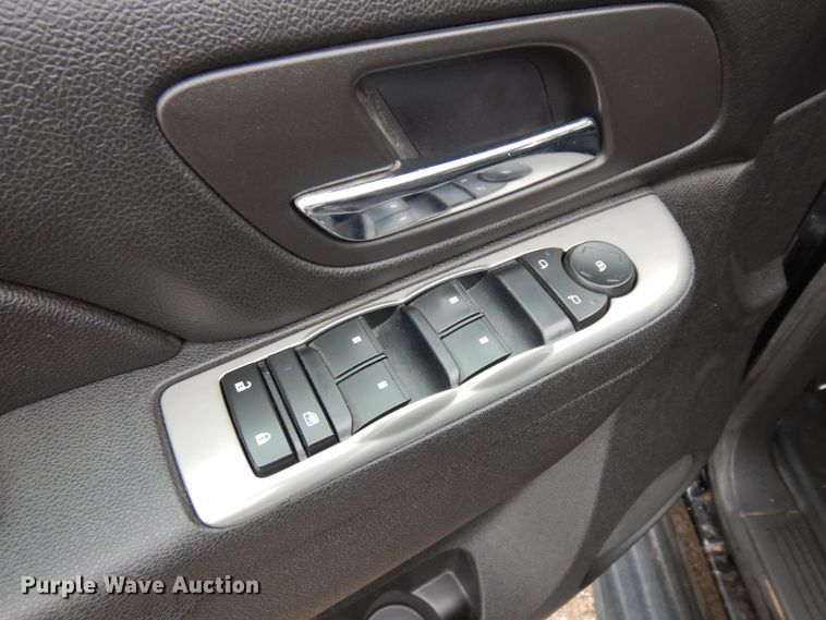 image for item KU9298 2013 Chevrolet Tahoe  SUV