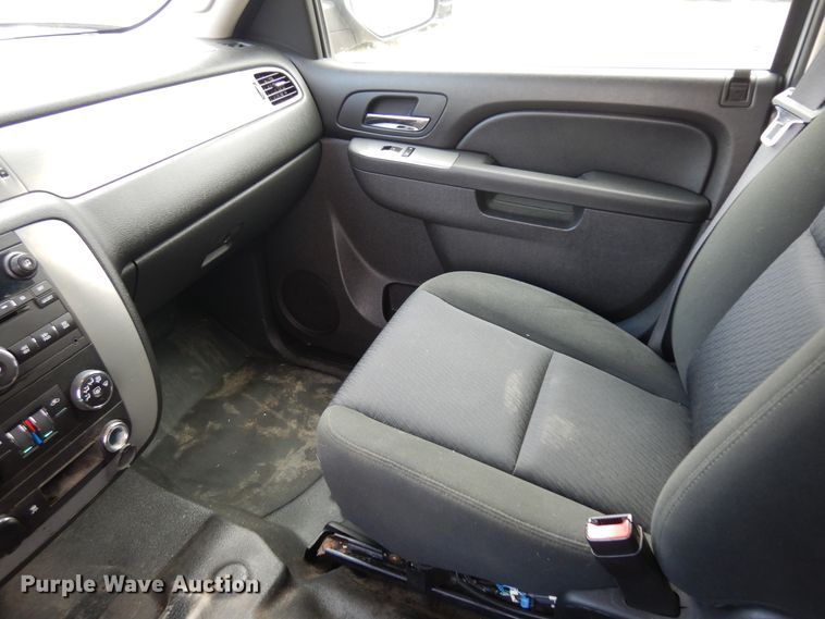 image for item KU9307 2011 Chevrolet Tahoe Police  SUV