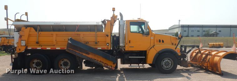 image for item KU9335 2002 Sterling LT9511  dump truck