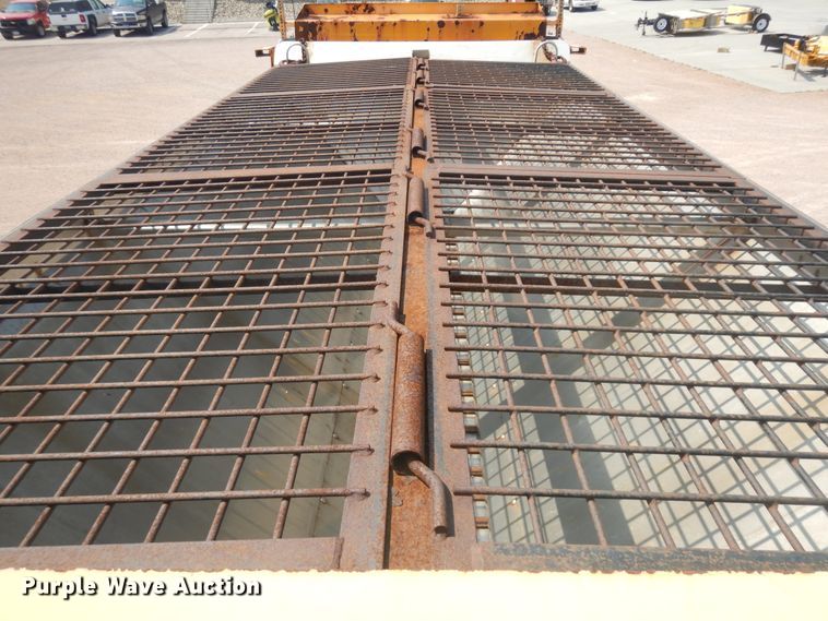 image for item KU9335 2002 Sterling LT9511  dump truck