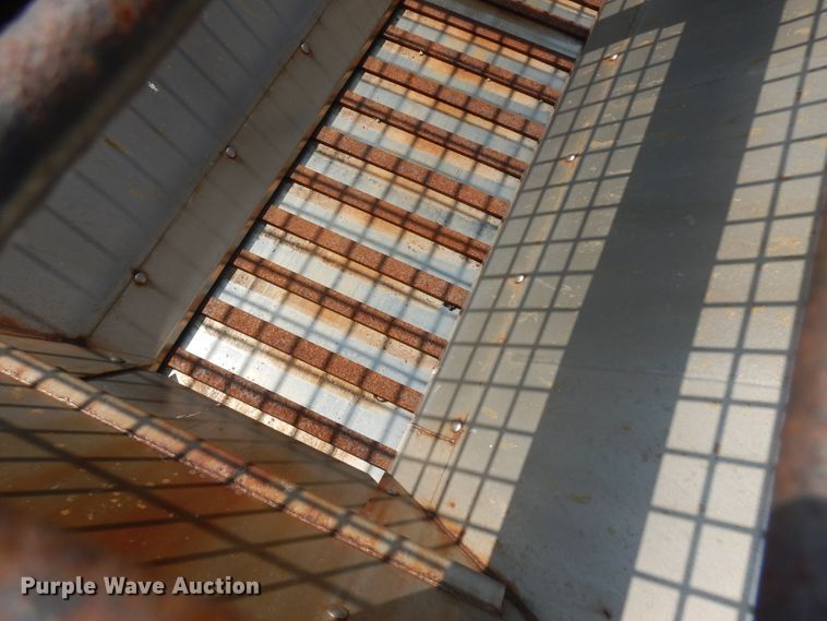 image for item KU9335 2002 Sterling LT9511  dump truck