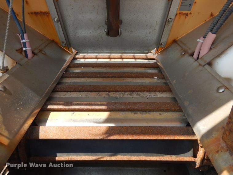 image for item KU9335 2002 Sterling LT9511  dump truck