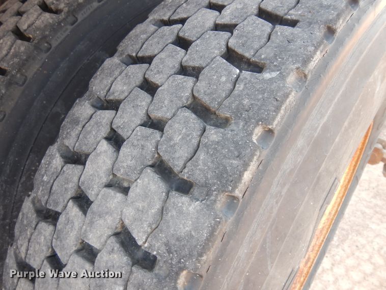 image for item KU9335 2002 Sterling LT9511  dump truck