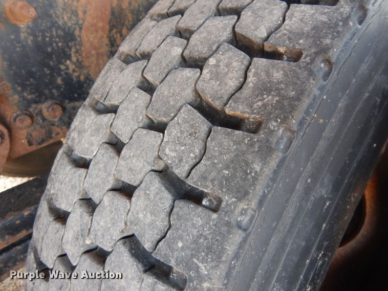 image for item KU9335 2002 Sterling LT9511  dump truck