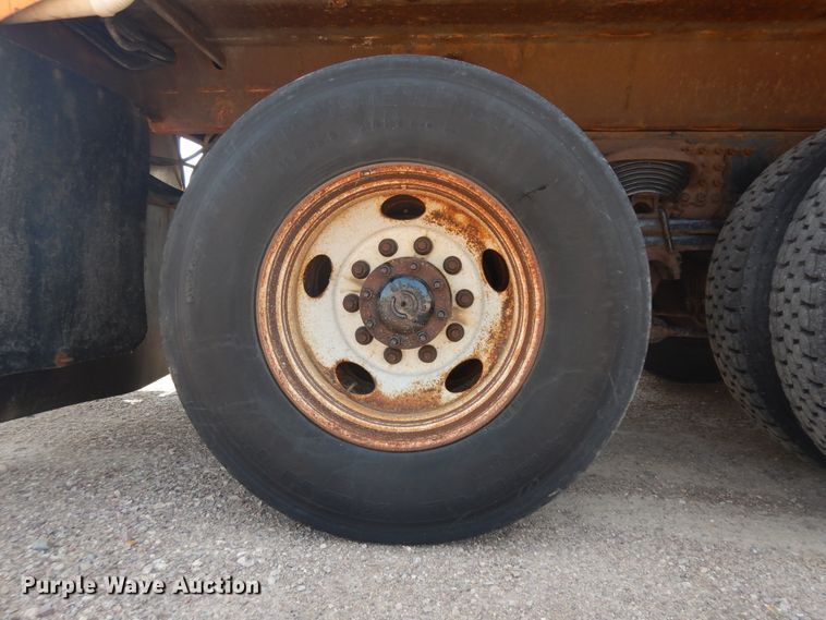 image for item KU9335 2002 Sterling LT9511  dump truck