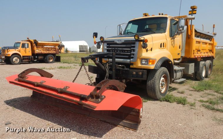 image for item KU9336 2005 Sterling LT9511  dump truck