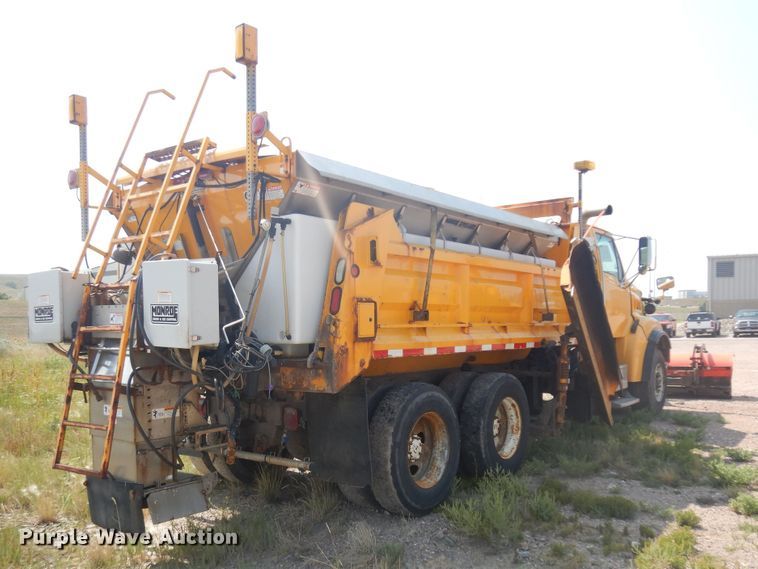 image for item KU9336 2005 Sterling LT9511  dump truck