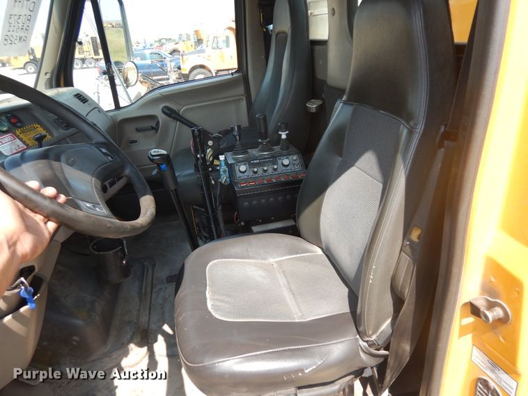 image for item KU9336 2005 Sterling LT9511  dump truck