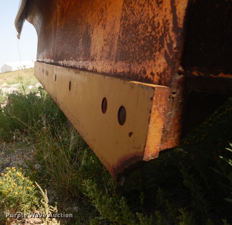 image for item KU9336 2005 Sterling LT9511  dump truck