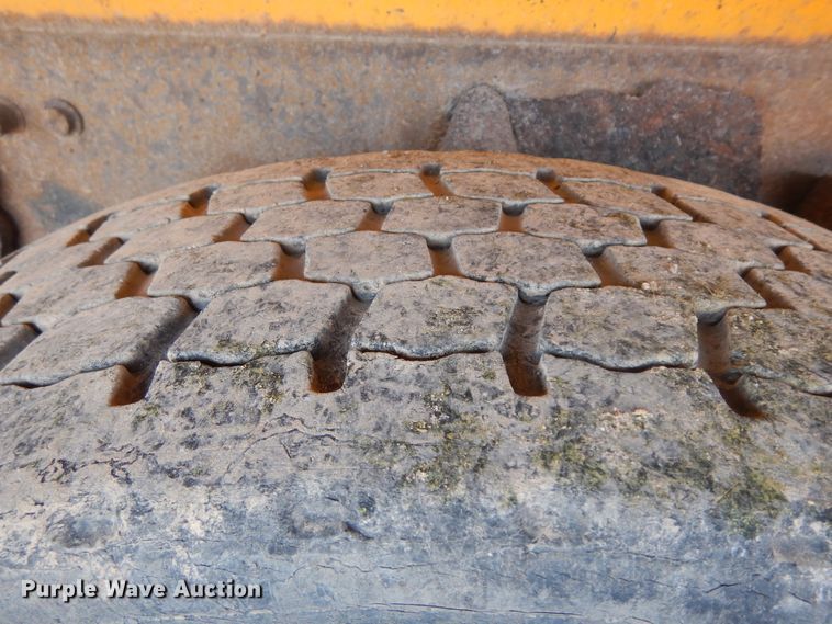 image for item KU9336 2005 Sterling LT9511  dump truck