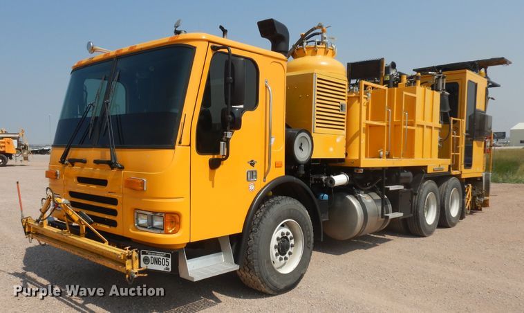 image for item KU9338 2007 Sterling Condor  paint striper truck