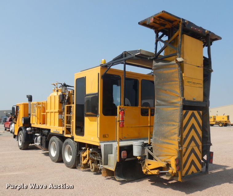 image for item KU9338 2007 Sterling Condor  paint striper truck