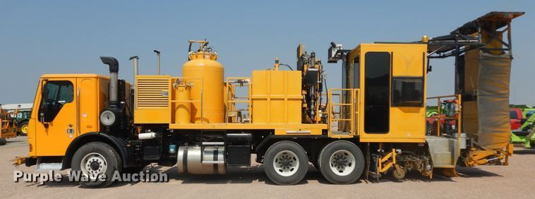 image for item KU9338 2007 Sterling Condor  paint striper truck