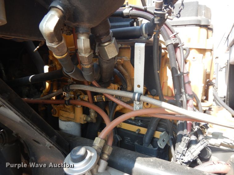 image for item KU9338 2007 Sterling Condor  paint striper truck