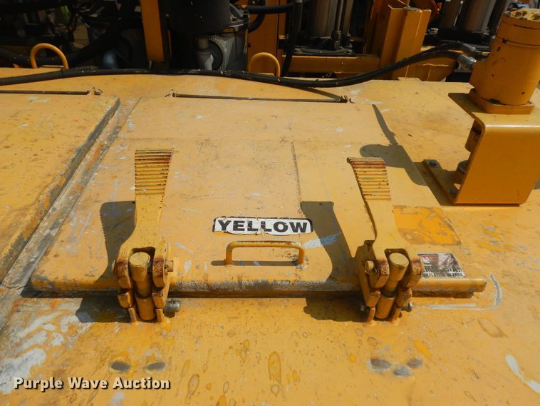 image for item KU9338 2007 Sterling Condor  paint striper truck