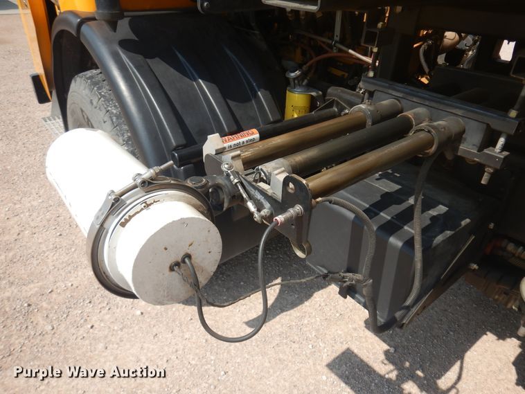 image for item KU9338 2007 Sterling Condor  paint striper truck