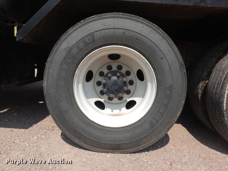 image for item KU9338 2007 Sterling Condor  paint striper truck