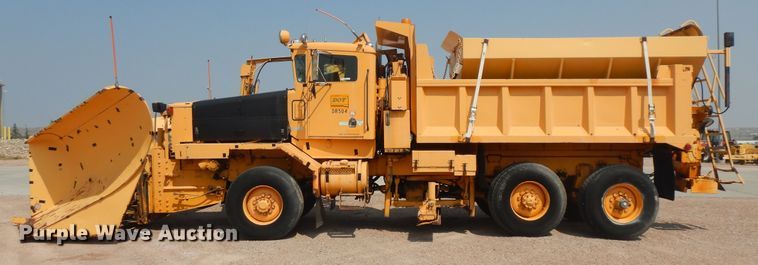 image for item KU9340 1989 Oshkosh PA-2526-1  dump truck