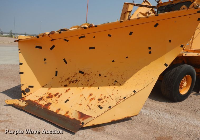 image for item KU9340 1989 Oshkosh PA-2526-1  dump truck