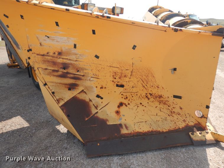 image for item KU9340 1989 Oshkosh PA-2526-1  dump truck