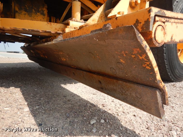 image for item KU9340 1989 Oshkosh PA-2526-1  dump truck
