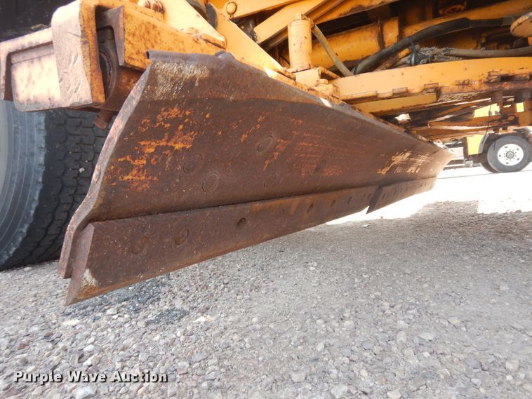 image for item KU9340 1989 Oshkosh PA-2526-1  dump truck