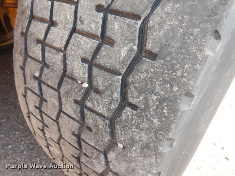 image for item KU9340 1989 Oshkosh PA-2526-1  dump truck