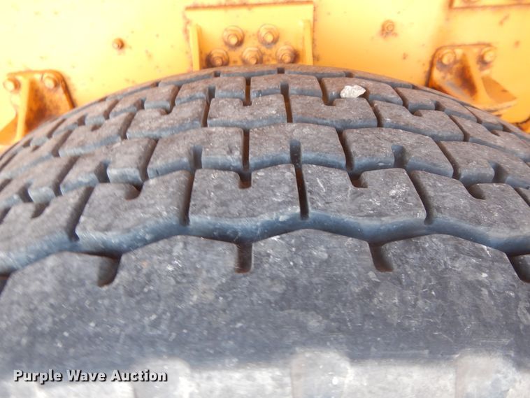 image for item KU9340 1989 Oshkosh PA-2526-1  dump truck