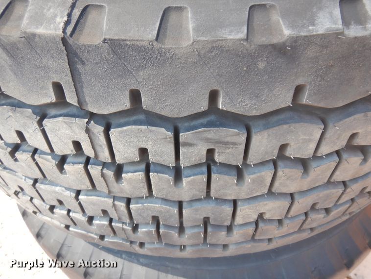 image for item KU9340 1989 Oshkosh PA-2526-1  dump truck