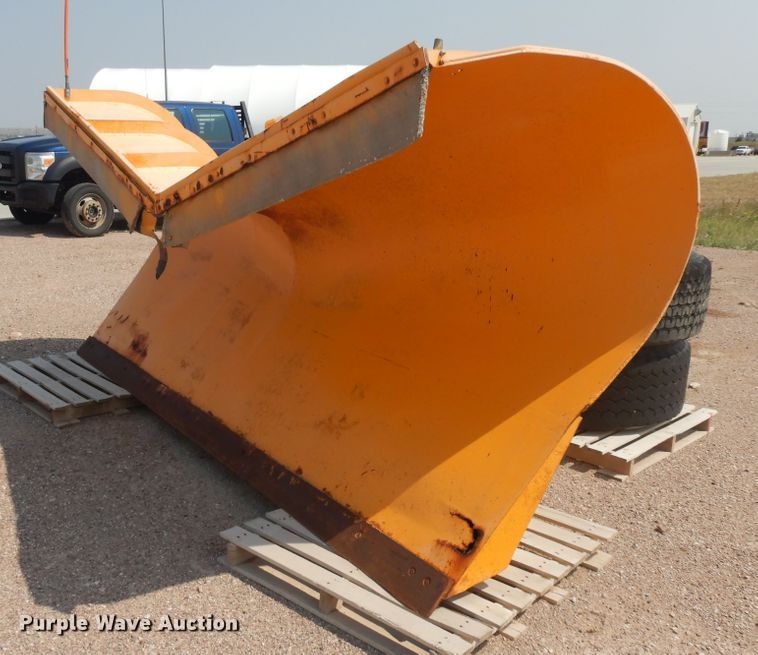 image for item KU9340 1989 Oshkosh PA-2526-1  dump truck