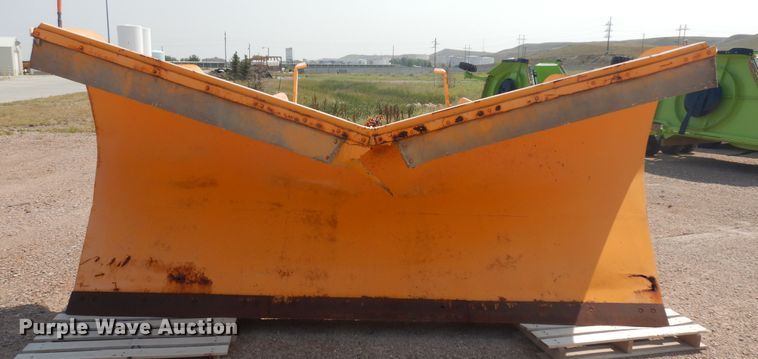 image for item KU9340 1989 Oshkosh PA-2526-1  dump truck
