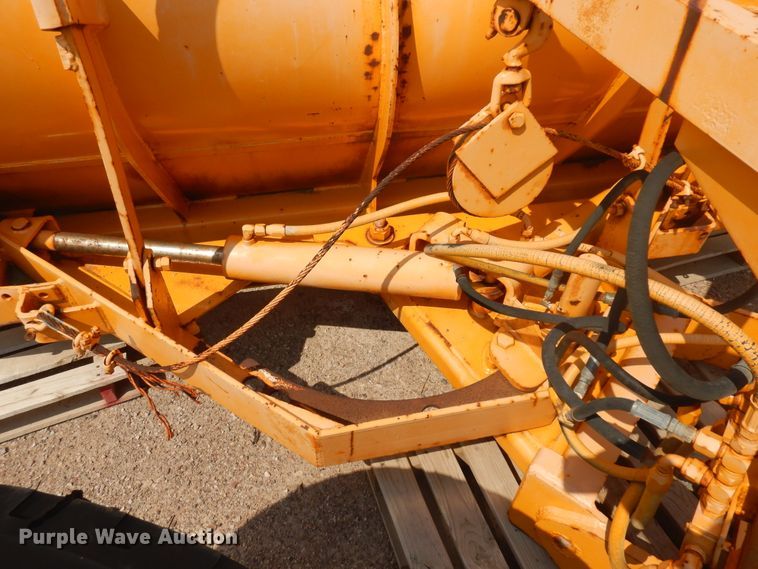 image for item KU9340 1989 Oshkosh PA-2526-1  dump truck