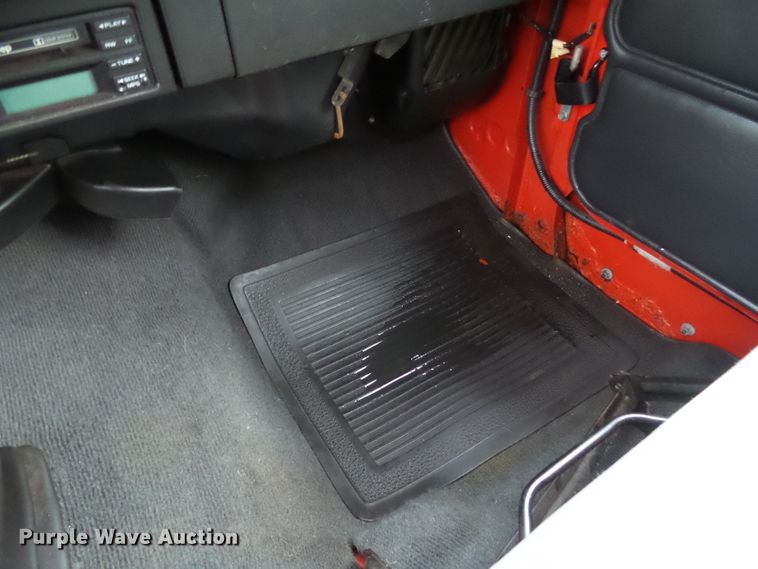 image for item DA7161 1994 Jeep Wrangler SE  SUV