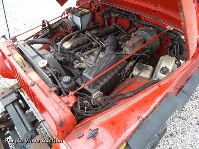 image for item DA7161 1994 Jeep Wrangler SE  SUV