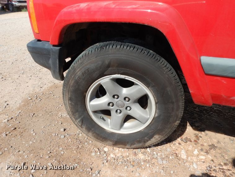 image for item DC2040 1999 Jeep Cherokee Sport  passenger vehicle