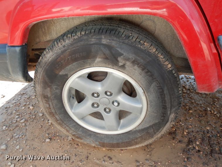 image for item DC2040 1999 Jeep Cherokee Sport  passenger vehicle