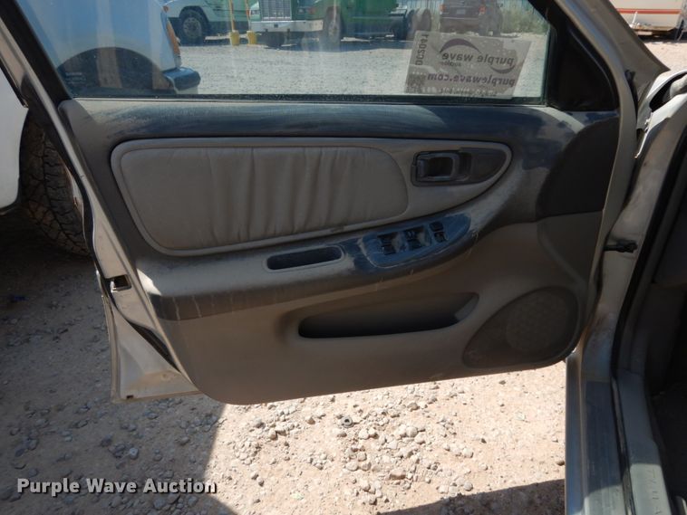 image for item DC2041 2001 Nissan Altima GLE