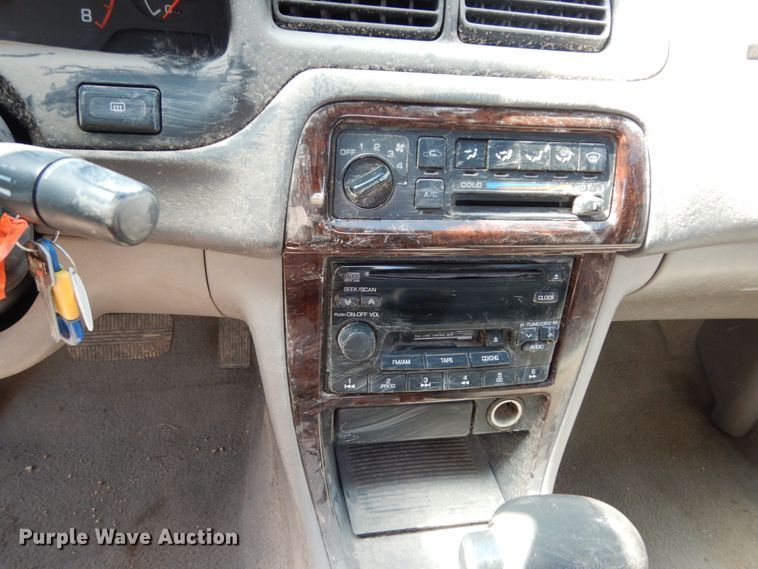 image for item DC2041 2001 Nissan Altima GLE