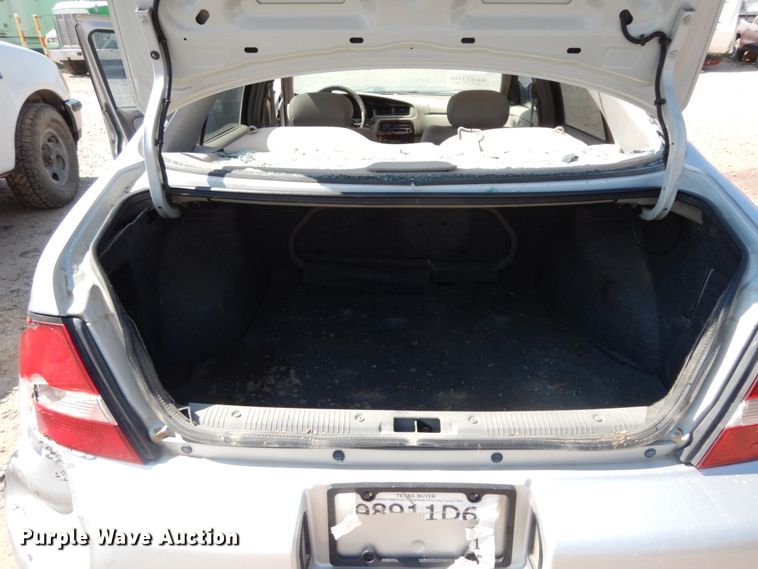 image for item DC2041 2001 Nissan Altima GLE